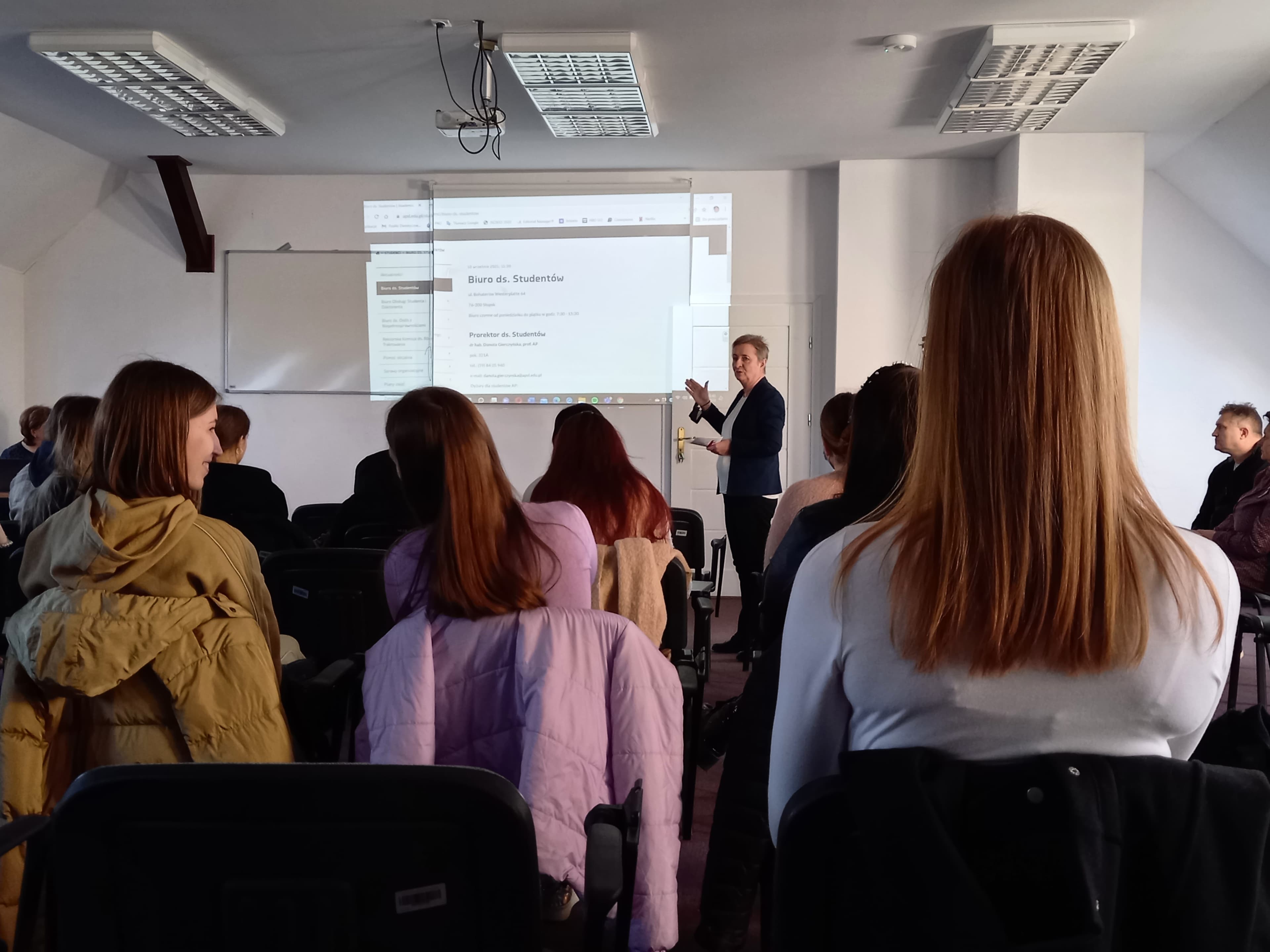 Pomoc dla studentów IBiZ pochodzących z Ukrainy